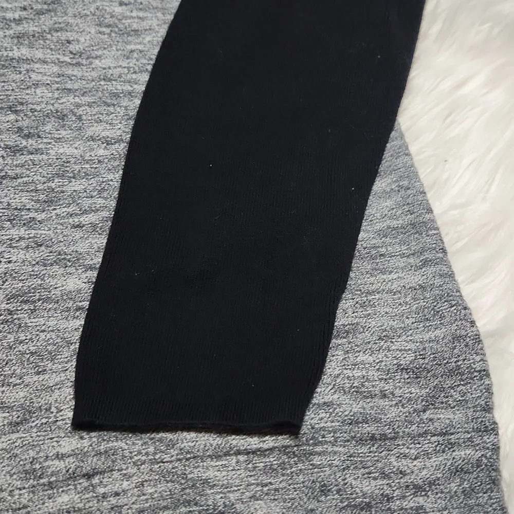 Express Mens Gray/black Henley Sweater- Large